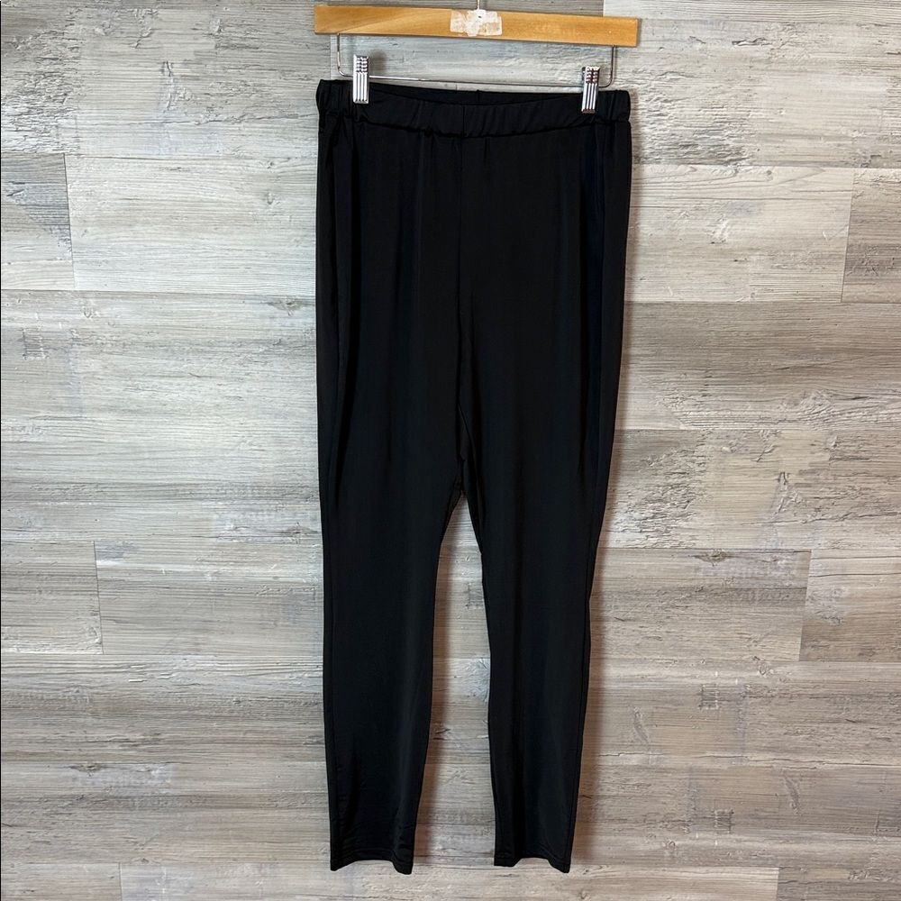 BloomChic Classic Black Leggings